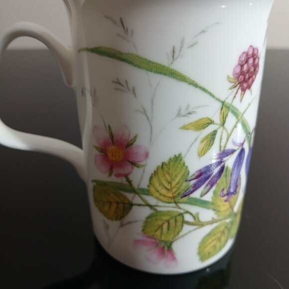 Bone China coffee cup - Picture 1 of 5